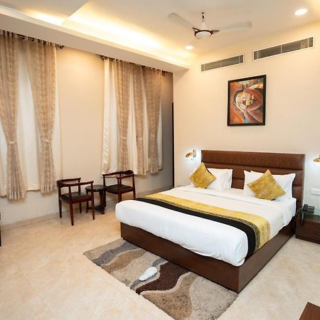 Hotel Radiance Courtyard 바라나시 외부 사진