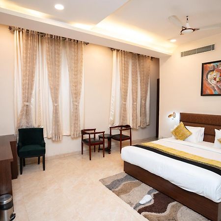 Hotel Radiance Courtyard 바라나시 외부 사진