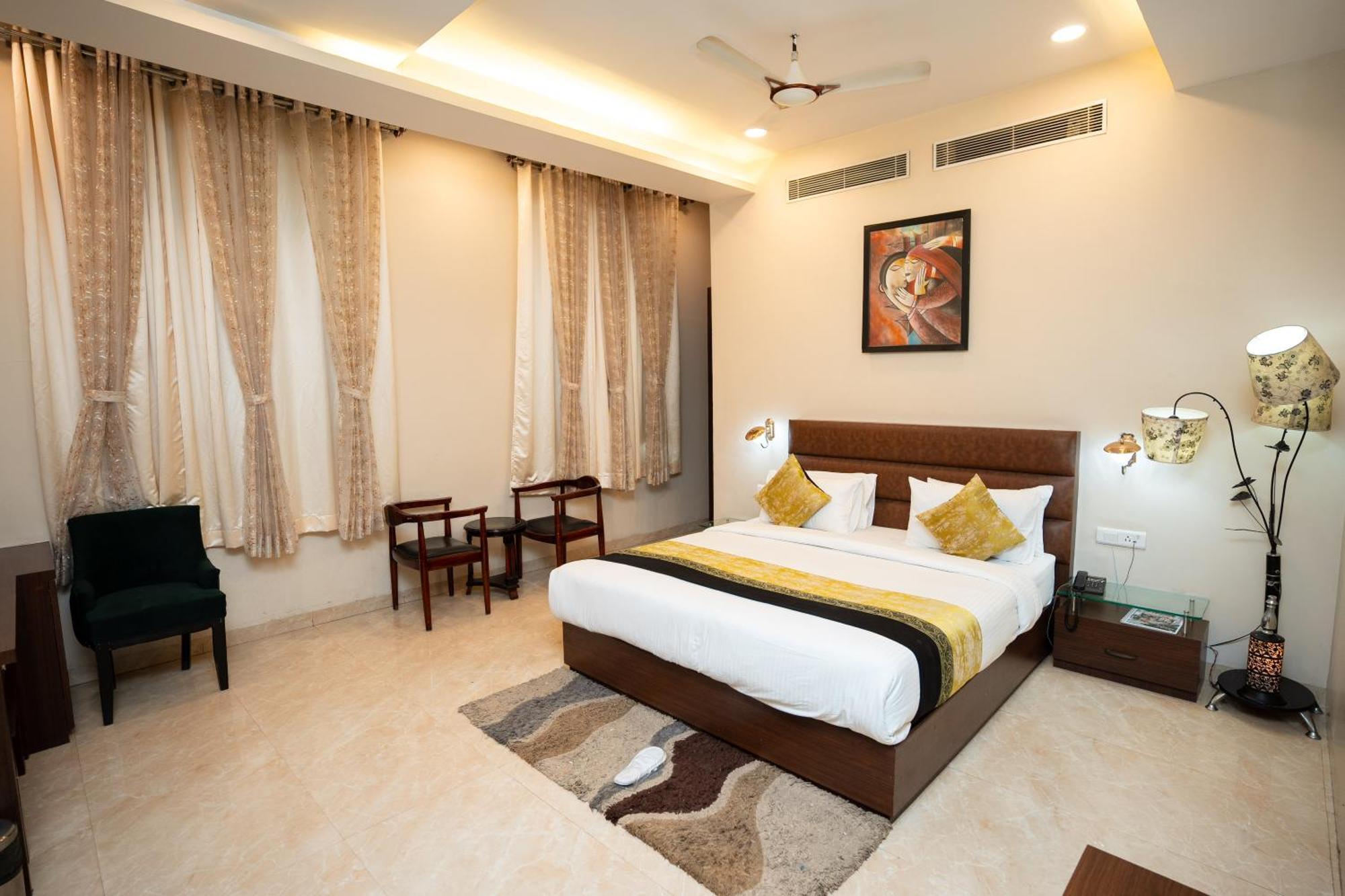 Hotel Radiance Courtyard 바라나시 외부 사진